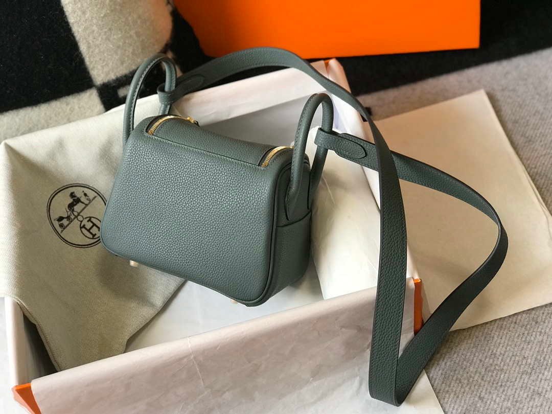 653279f3a012d.jpg Replica Hermes H079086CK18 Lindy Mini Bag 19cm Semi-manual H231905 - 图片 1
