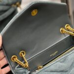 LOULOU SMALL CHAIN BAG IN “Y” QUILTED SUEDE - 图片 7