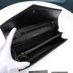 Saint Laurent Chain-strap YSL-plaque grained-leather wallet - 图片 8