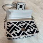 FENDI 2023 latest BAGUETTE bag with Chain strap F2029 Size:19-5-15CM - 图片 5