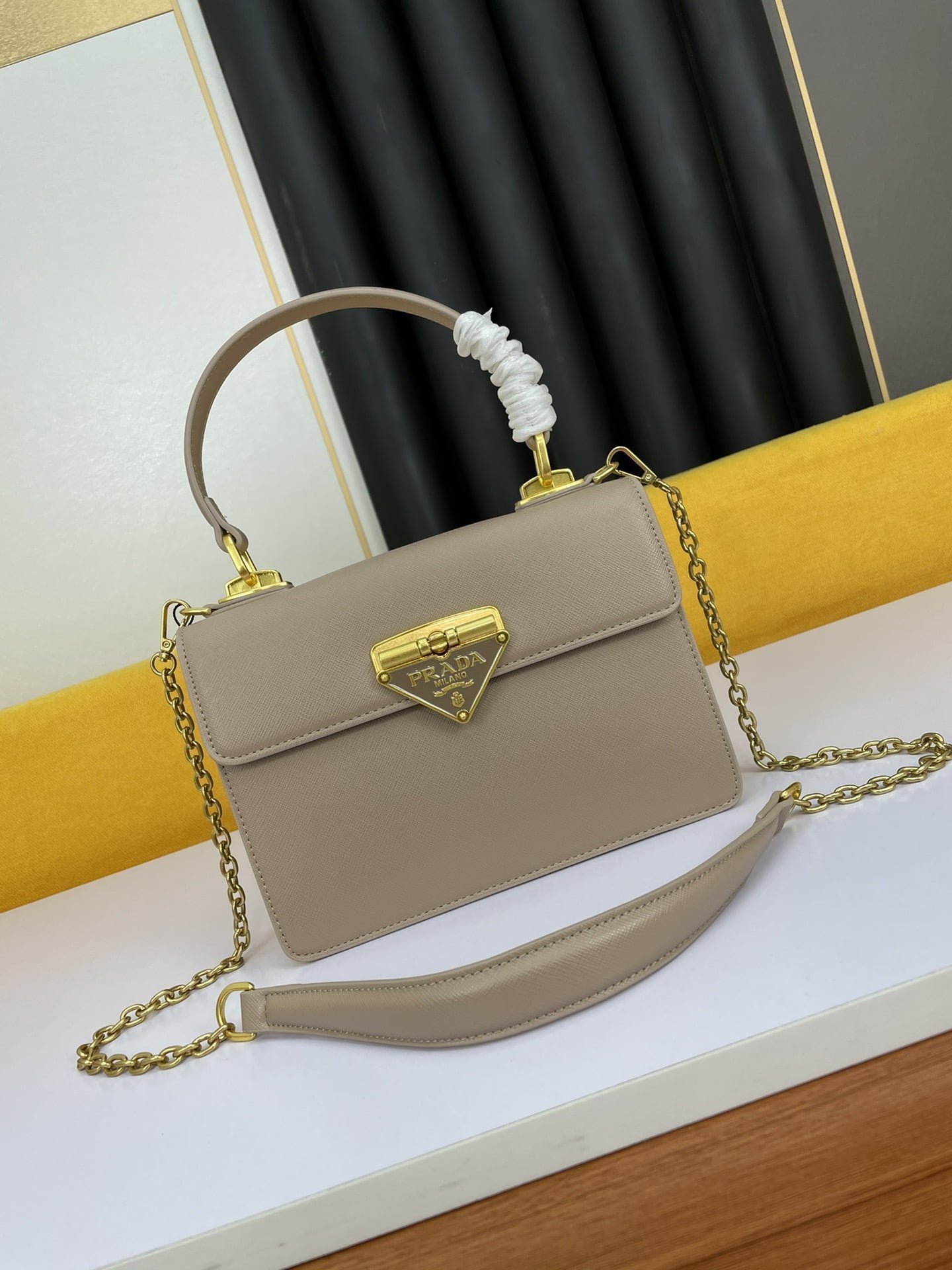 i1634048114_479_0.jpg Prada organ bag grey size: 20*15*5cm - 图片 1