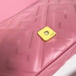 FENDI BAGUETTE Mini Chain Strap Pink Handbag Size: 4*18*11cm - 图片 9