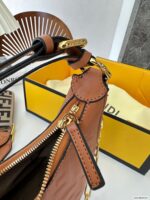 FENDI half moon bag Underarm bag size: 28*16cm - 图片 8