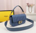FENDI Baguette F embroidery Light Blue shoulderbag F2029 Size: 26*5*15CM - 图片 2