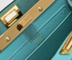 FENDI Peekaboo Light Green 23ss 335 Size: 20*15cm - 图片 5