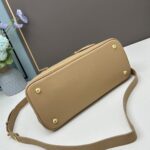 Prada Cross cut cowhide shoulder bag apricot 2756# size: 34*26*16cm - 图片 6