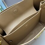 Prada Cross cut cowhide shoulder bag apricot 2756# size: 34*26*16cm - 图片 8