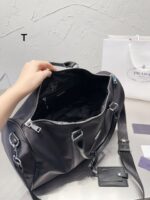 Prada travel bag size: 43*25cm - 图片 5