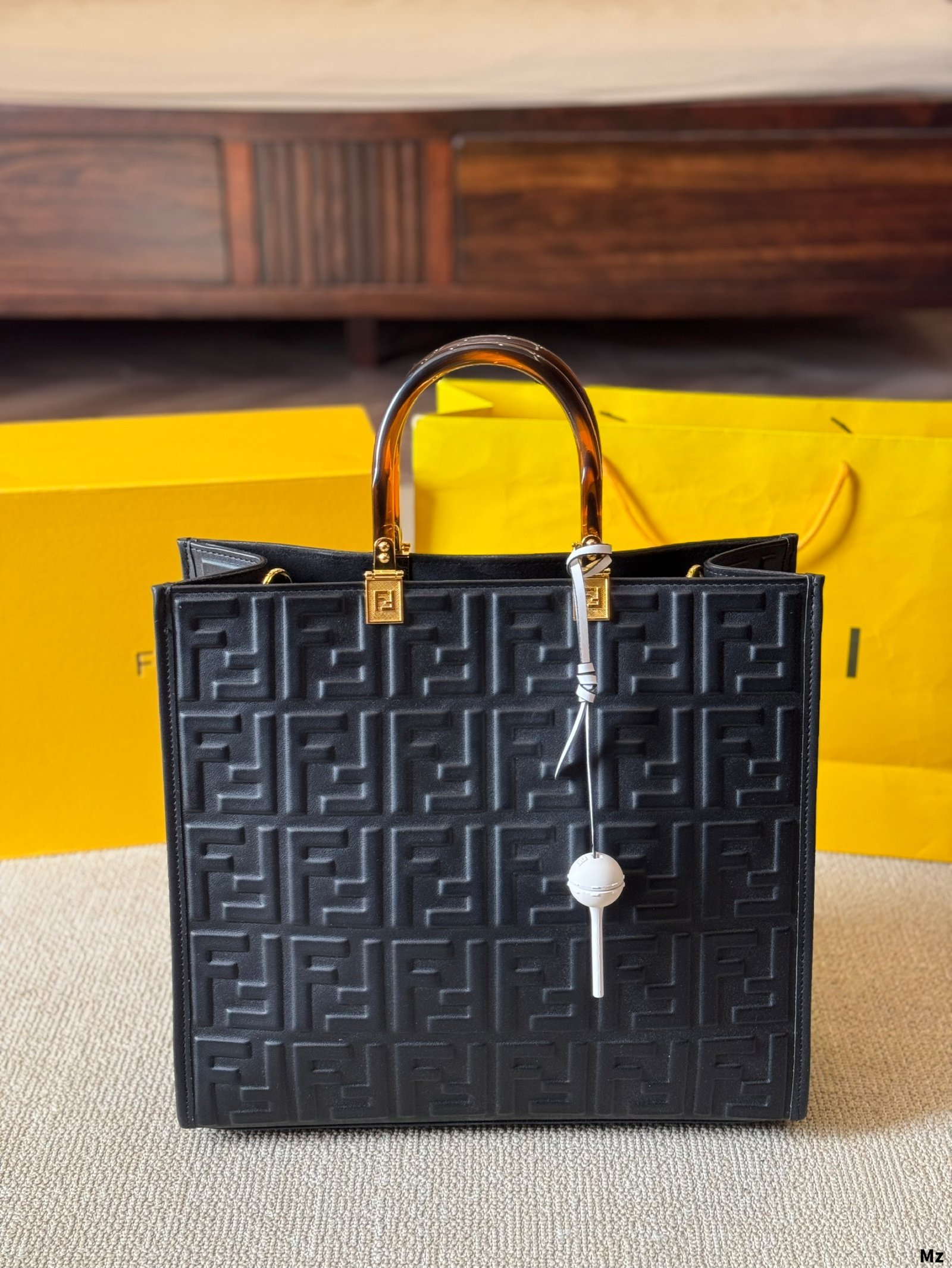 wsxc1742757211796_0.jpg fendi peekabo - 图片 1
