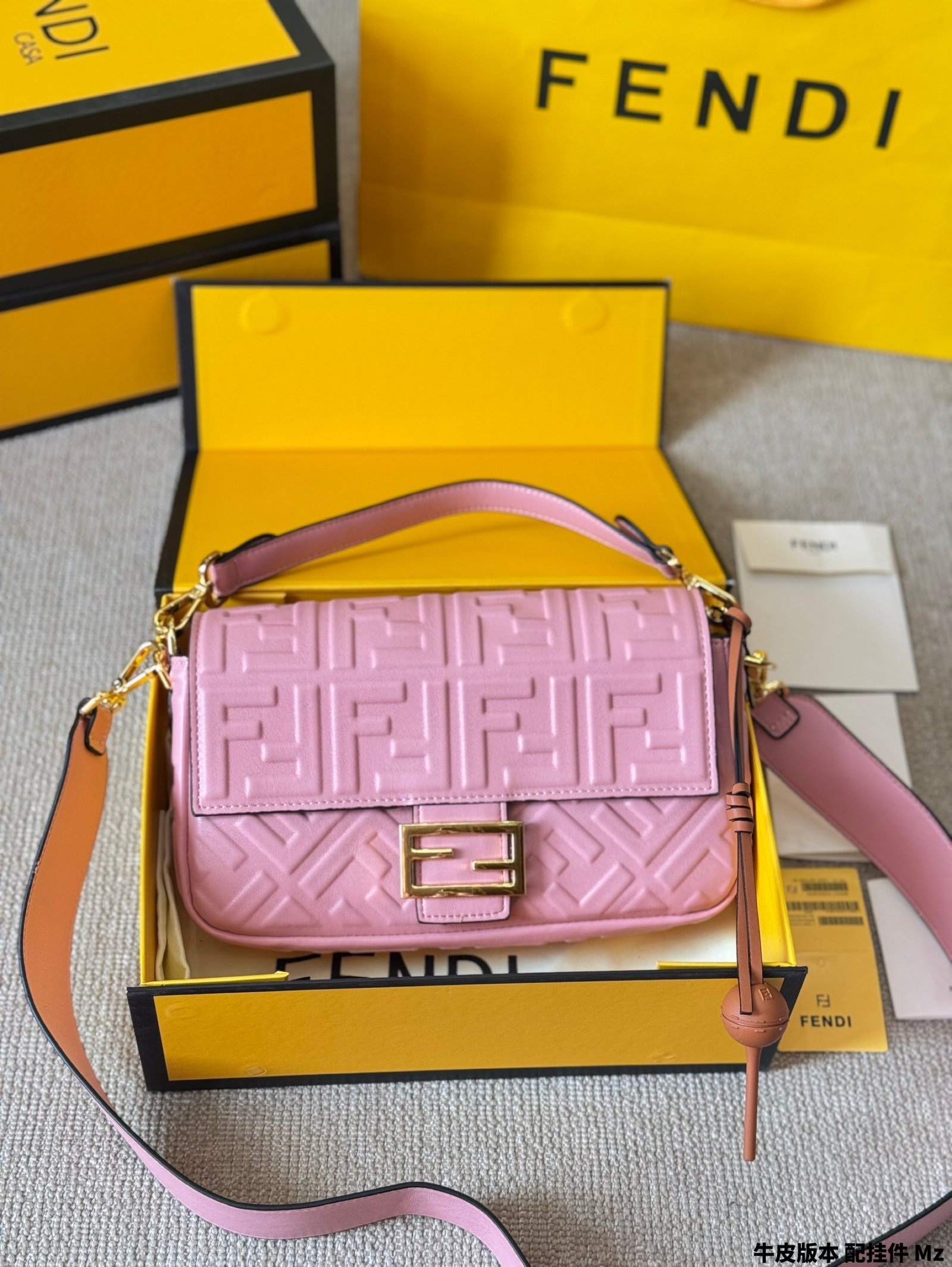 wsxc1742759414536_3.jpg Fendi Baguette - 图片 1