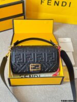 Fendi Baguette - 图片 5