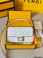 Fendi Baguette - 图片 4
