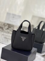 Prada Litchi print calf mini Picotin bag size:15.5*18*10cm