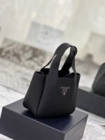 Prada Litchi print calf mini Picotin bag size:15.5*18*10cm - 图片 2