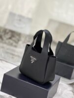 Prada Litchi print calf mini Picotin bag size:15.5*18*10cm - 图片 3